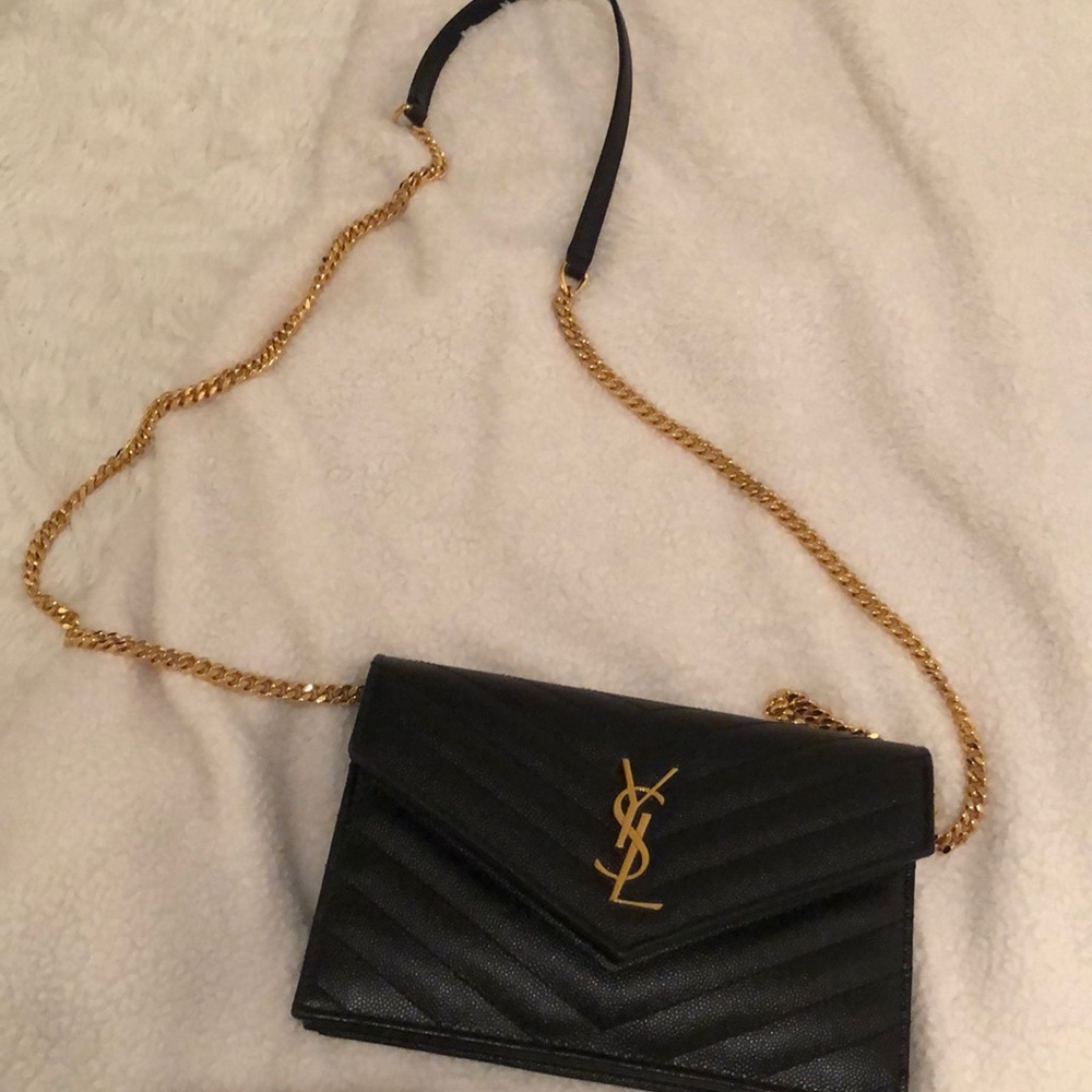 YSL chain wallet